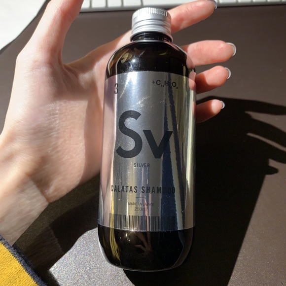 CALATAS Silver Shampoo - Picture 1 of 5